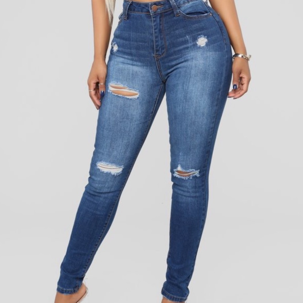 Fashion Nova Hannah High Rise Jeans size 25 or 3